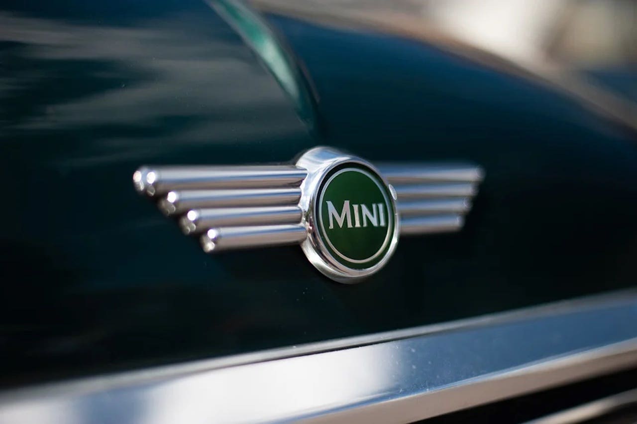 Mini logo