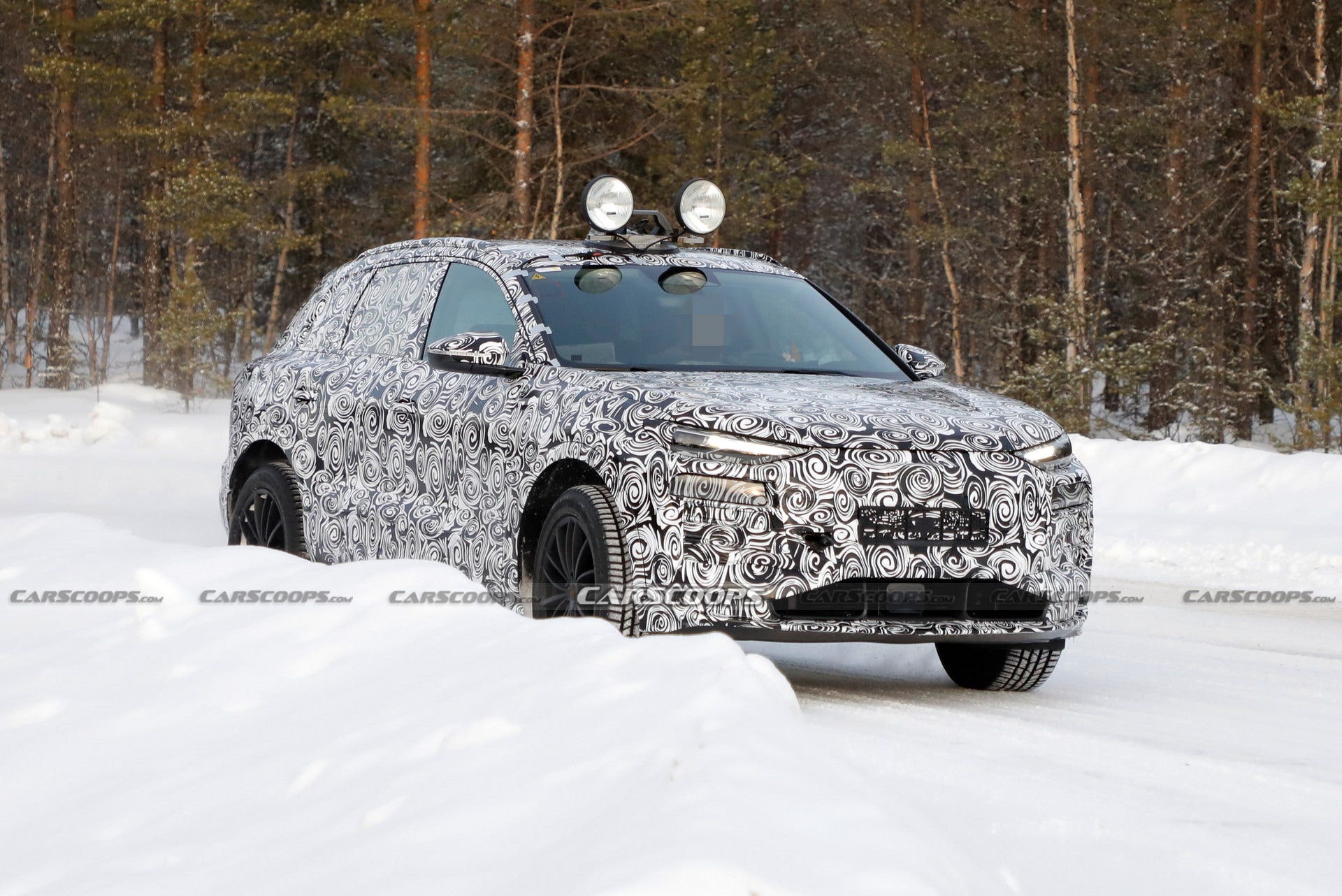 Q6 e-tron foto spia sulla neve