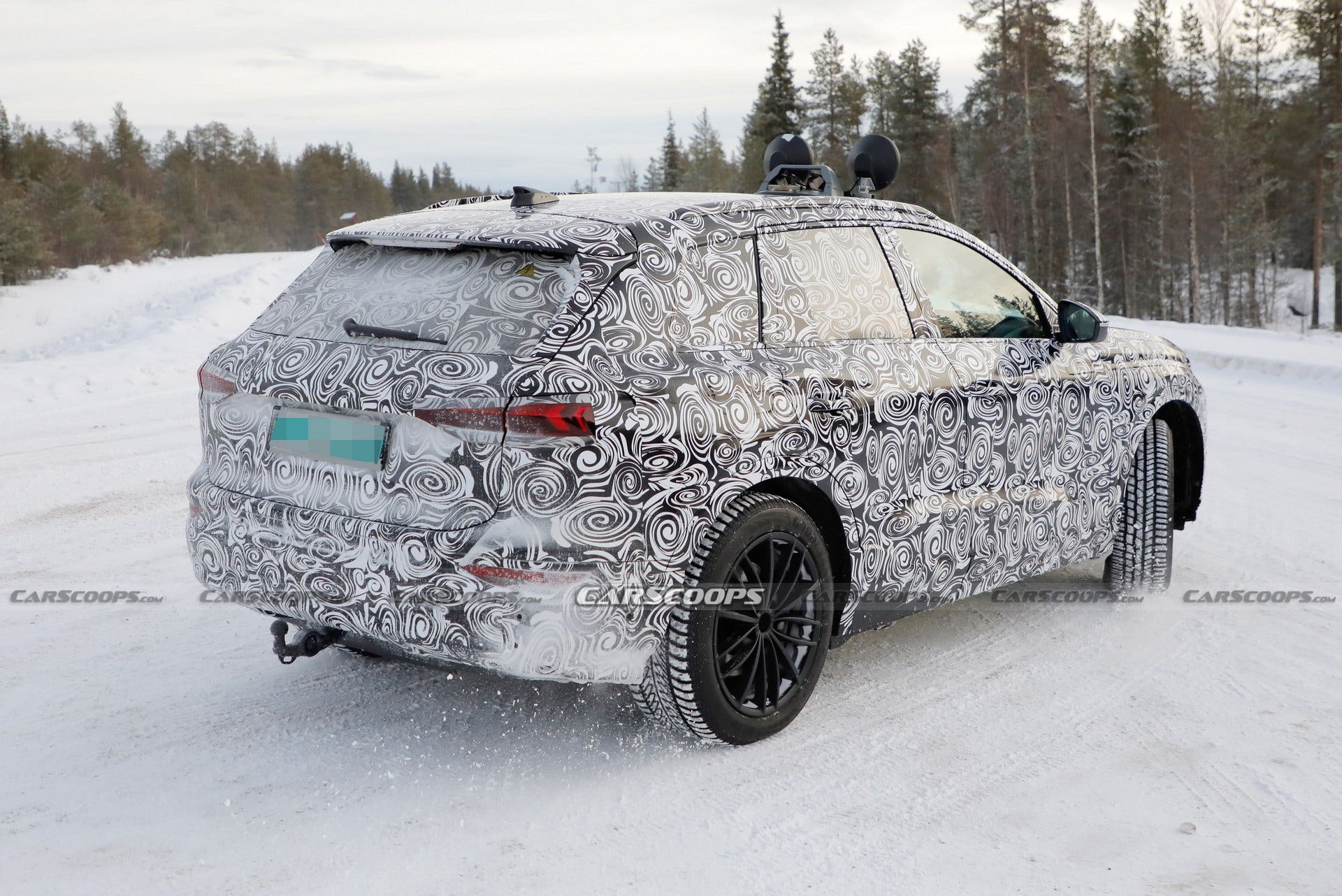 Q6 e-tron laterale