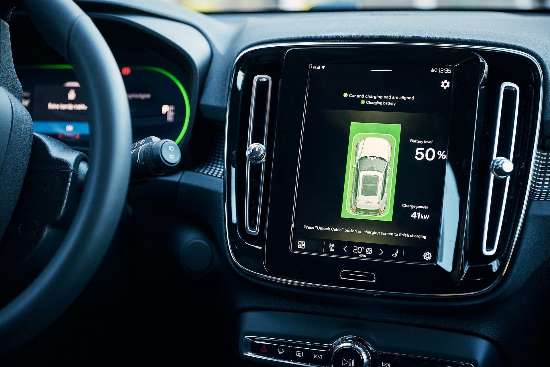Wireless Recharge Volvo
