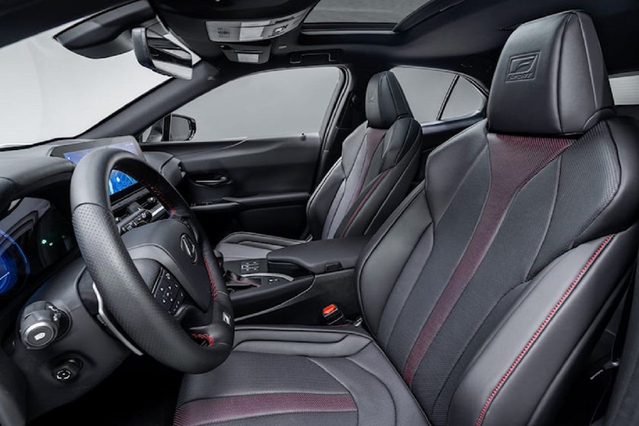 Abitacolo Lexus UX