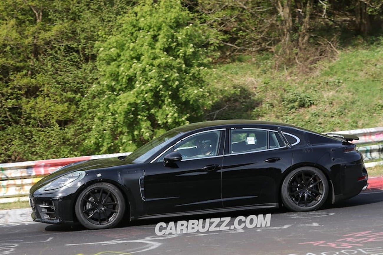 Porsche Panamera laterale nera
