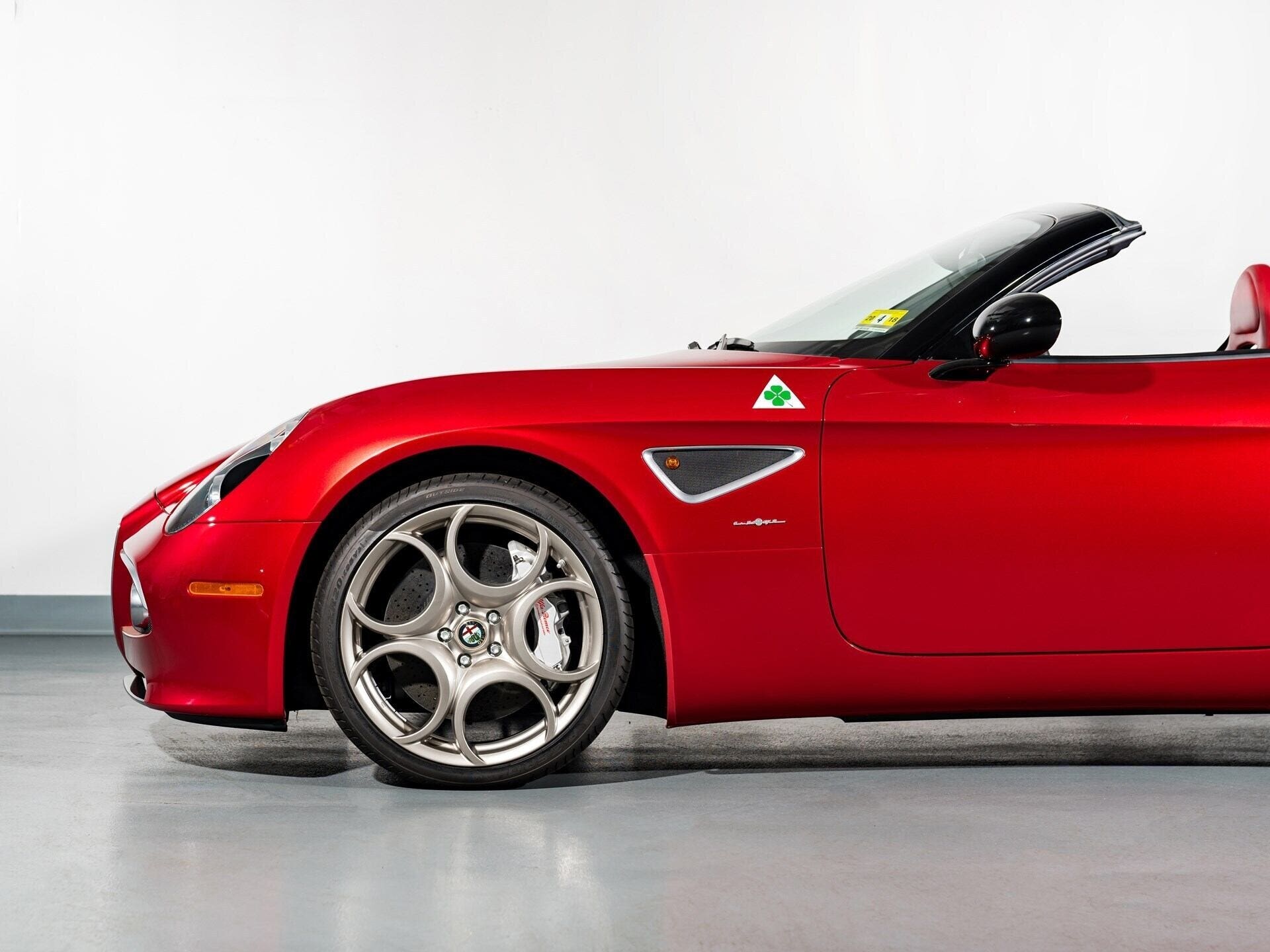 Alfa Romeo 8C Spider 2009 asta