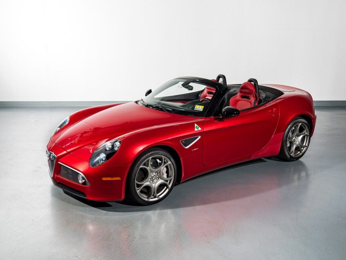 Alfa Romeo 8C Spider 2009 asta