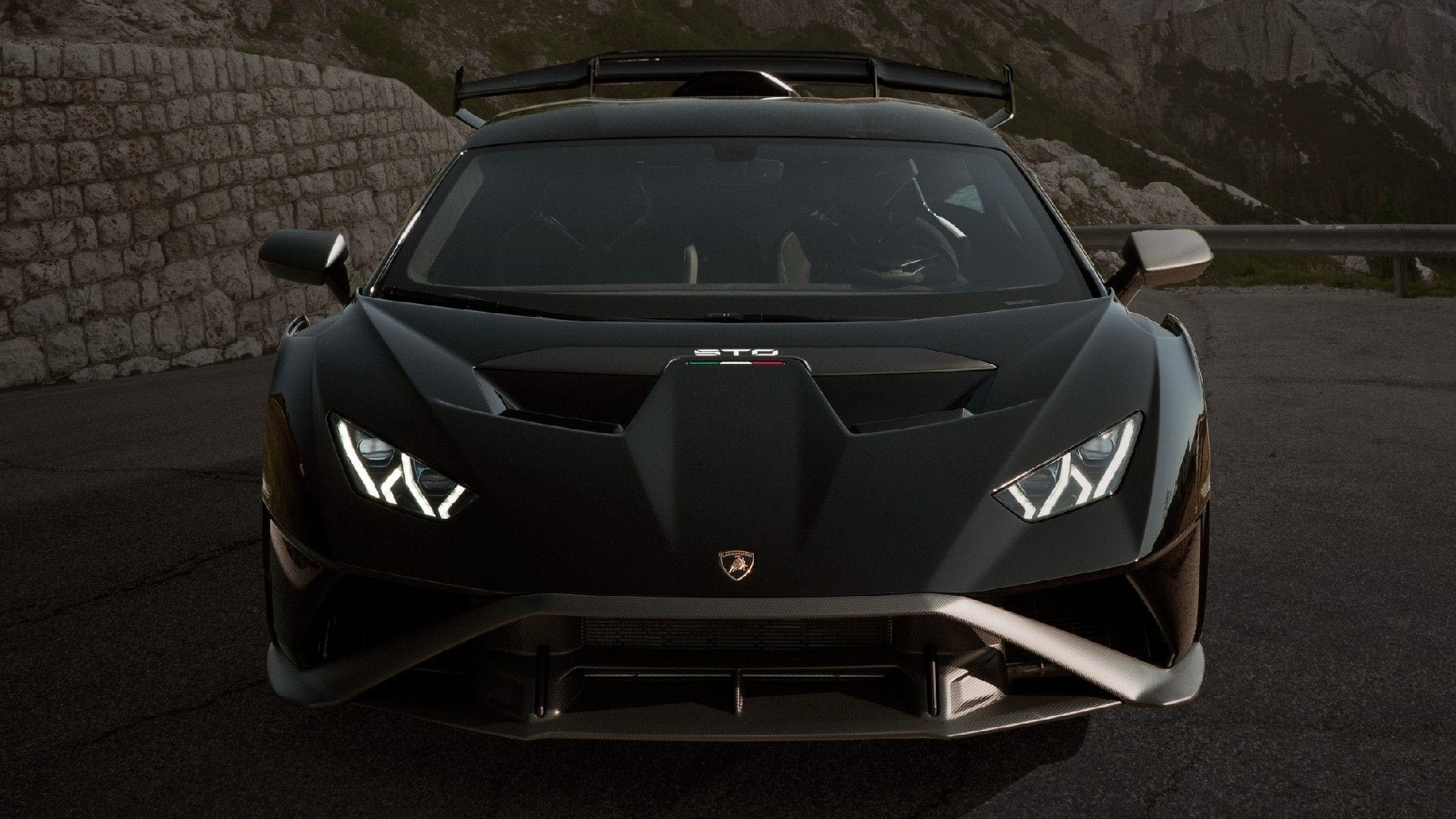 Huracan STO