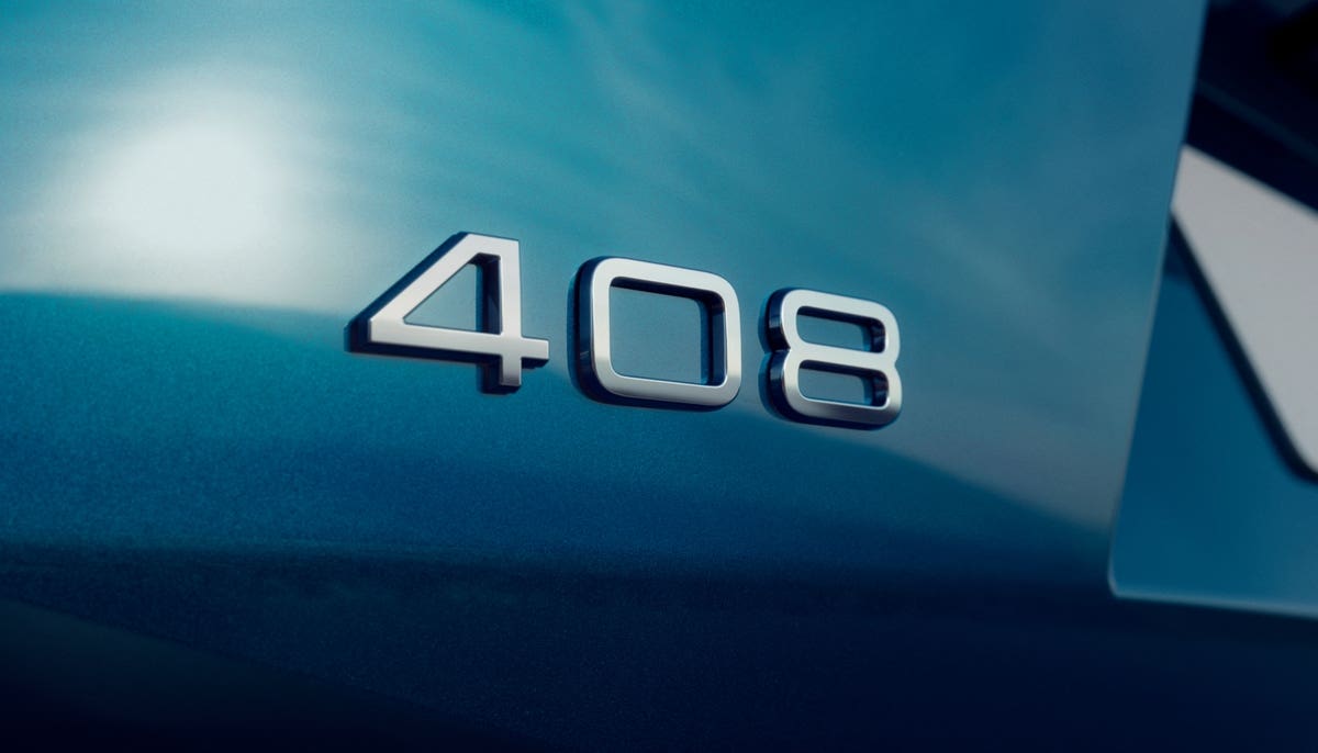 Nuova Peugeot 408