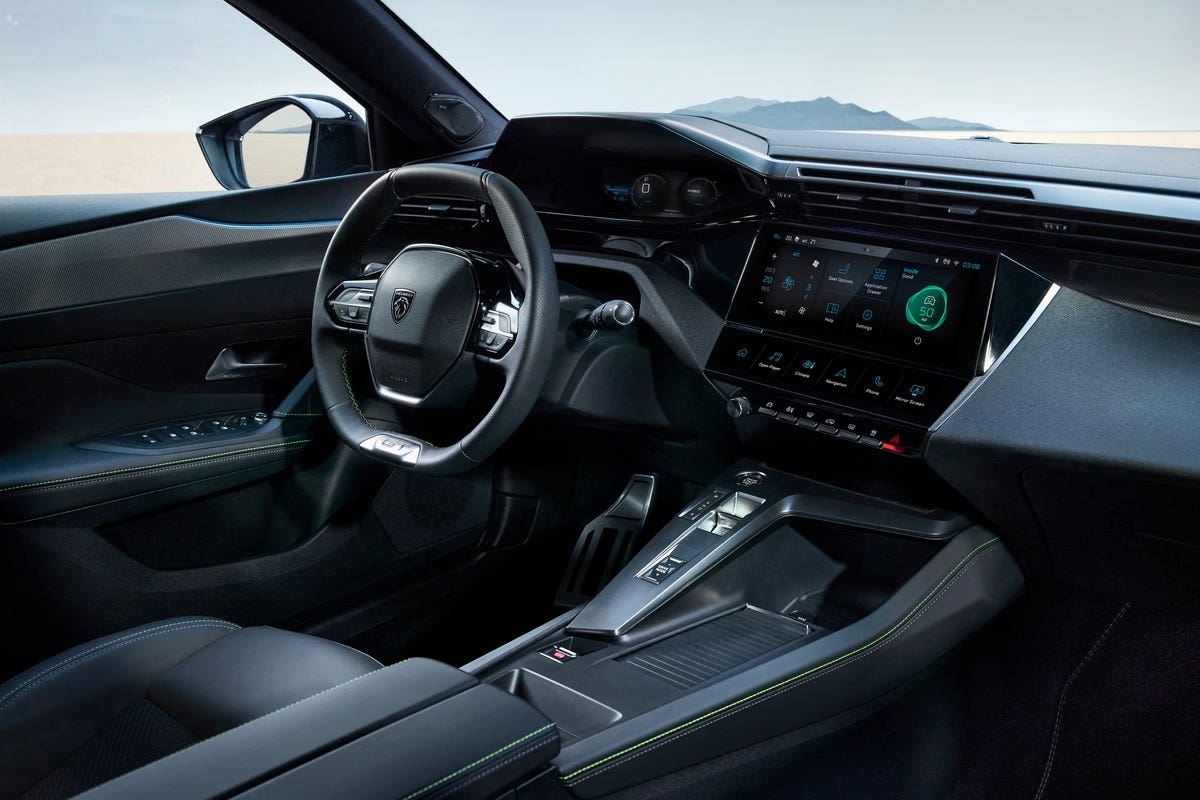 Nuova Peugeot 408