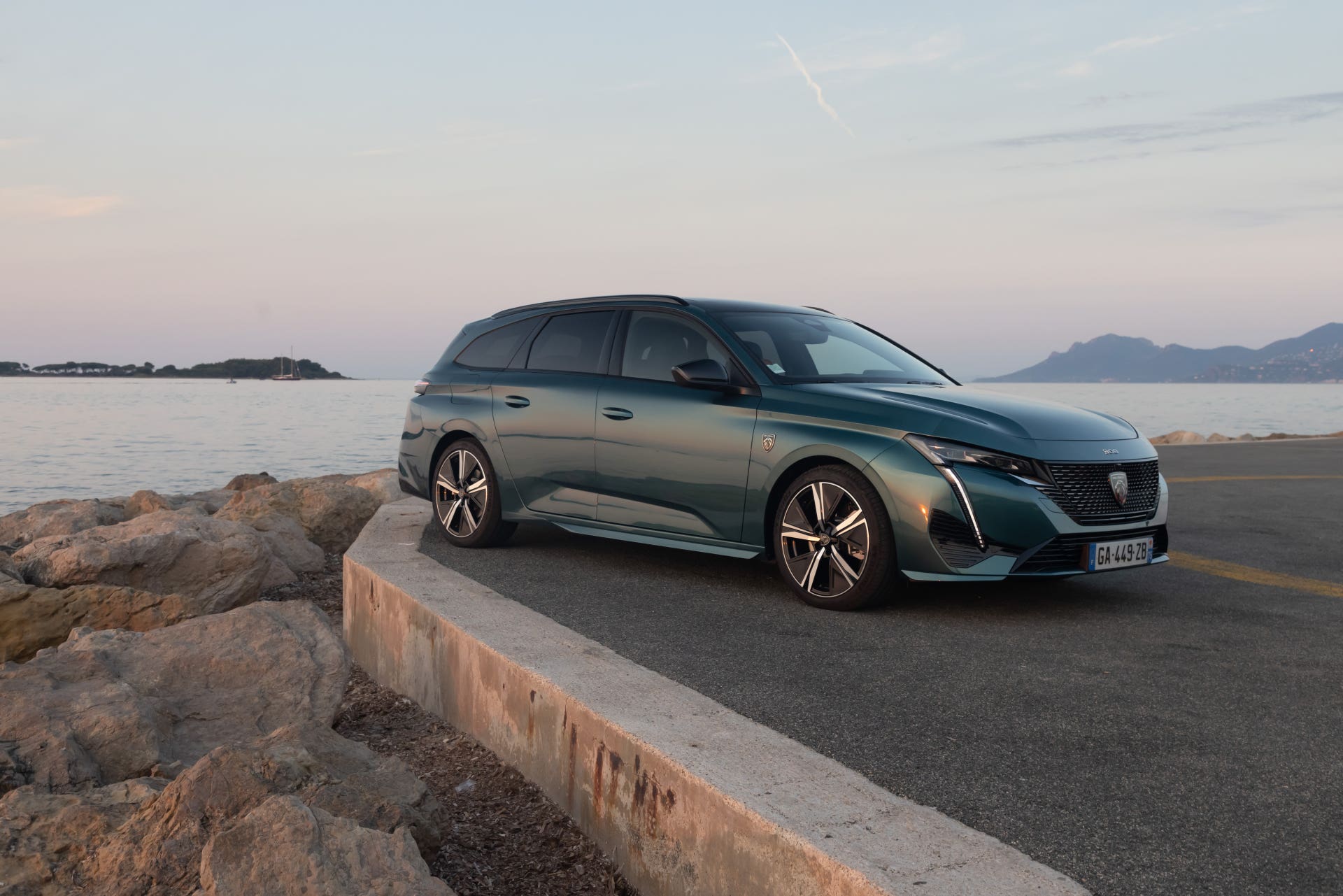 Peugeot 308 SW Hybrid