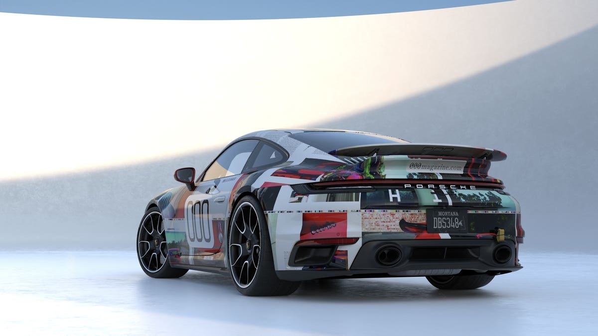 Porsche 911 Turbo S 992 Pikes Peak 2022