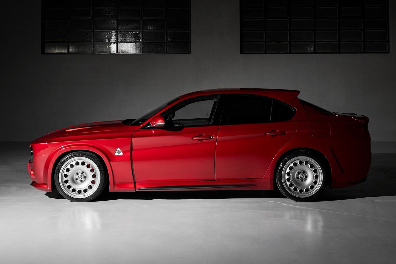 Alfa Giulia laterale