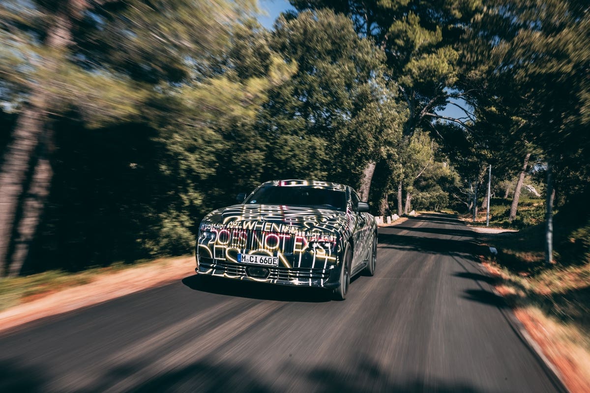 Rolls-Royce Spectre test riviera francese