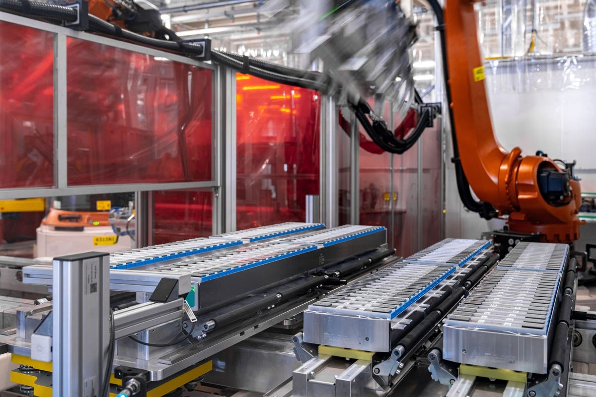 BMW seconda linea produzione moduli batteria Lipsia