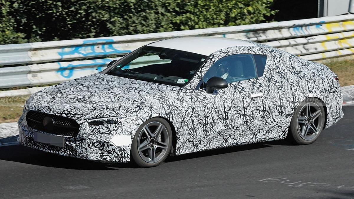 Mercedes CLE Coupé foto spia