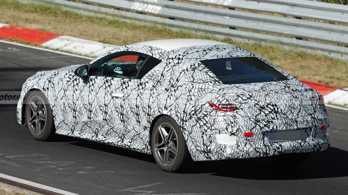 Mercedes CLE Coupé foto spia
