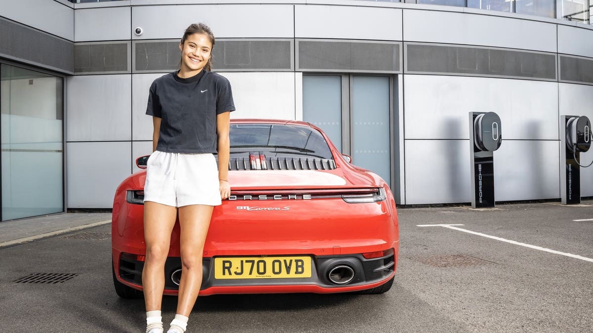 Porsche 911 Carrera S Emma Raducanu