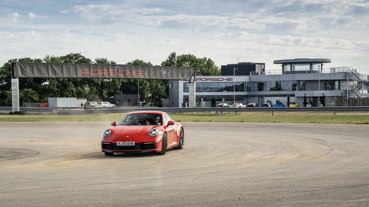 Porsche 911 Carrera S Emma Raducanu