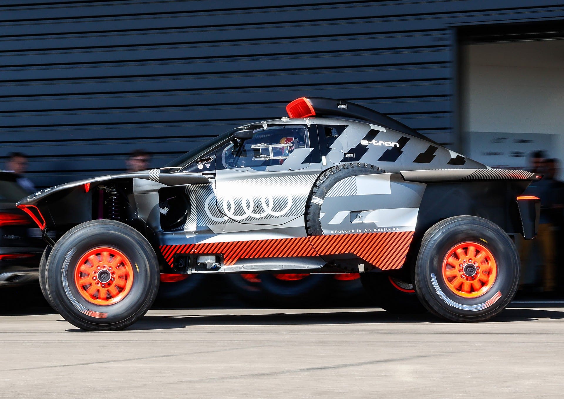Audi RS Q e-tron E2 laterale