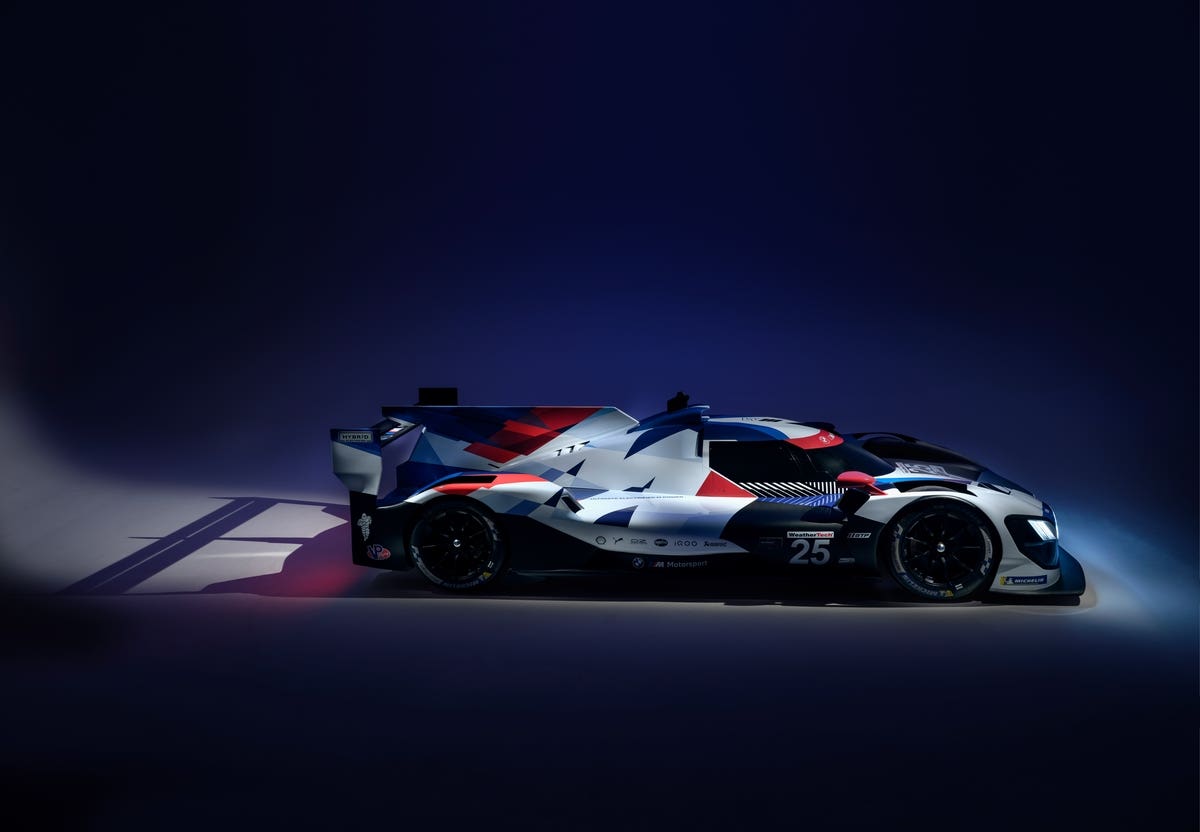 BMW M Hybrid V8 livrea da gara