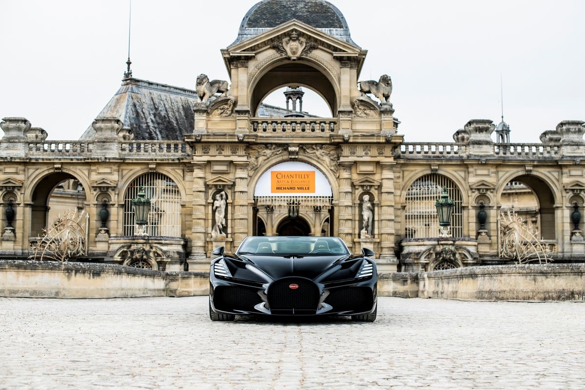 Bugatti W16 Mistral Chantilly Arts & Elegance Richard Mille