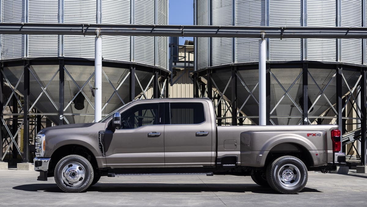 Ford Super Duty 2023