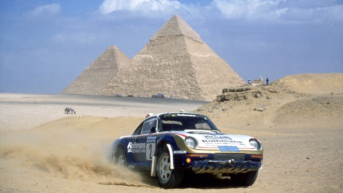 Icons of Porsche 2022