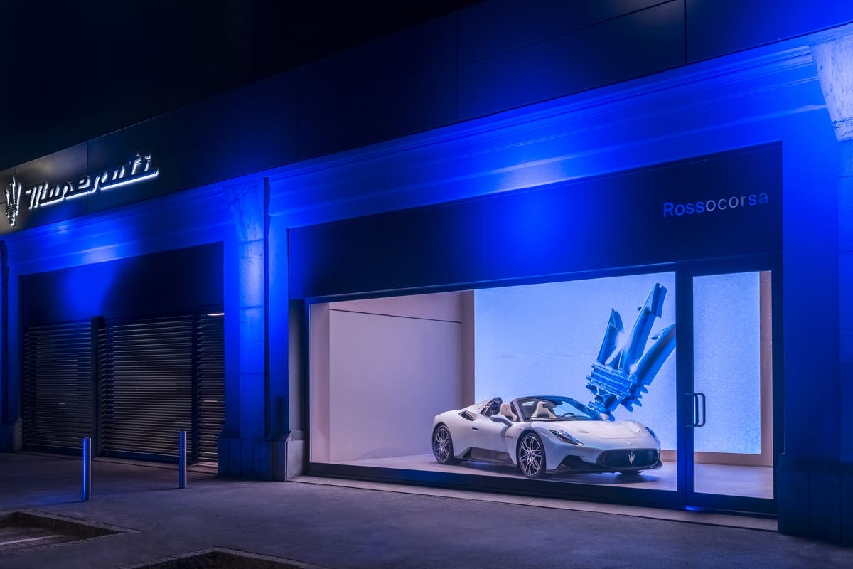 Maserati nuovo concept store