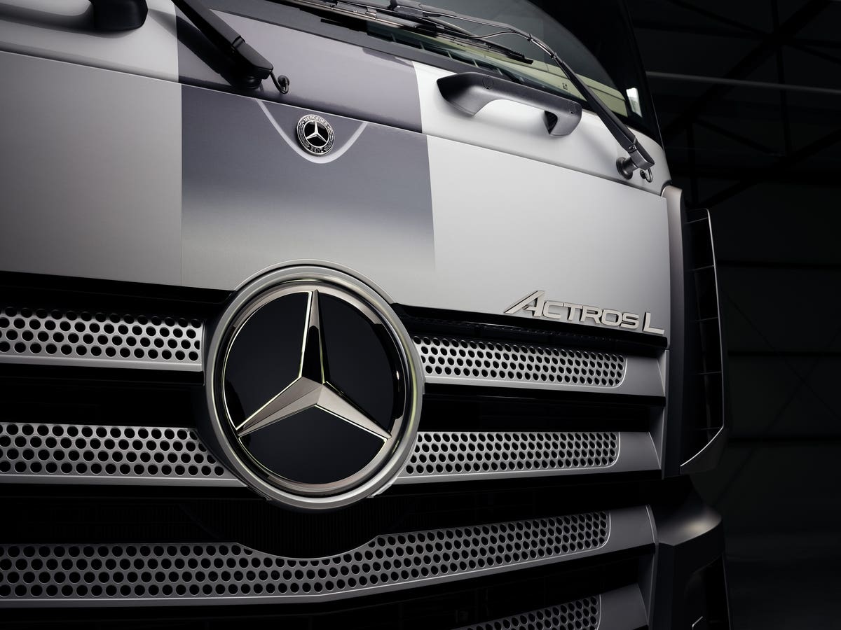 Mercedes-Benz Trucks IAA Transportation 2022