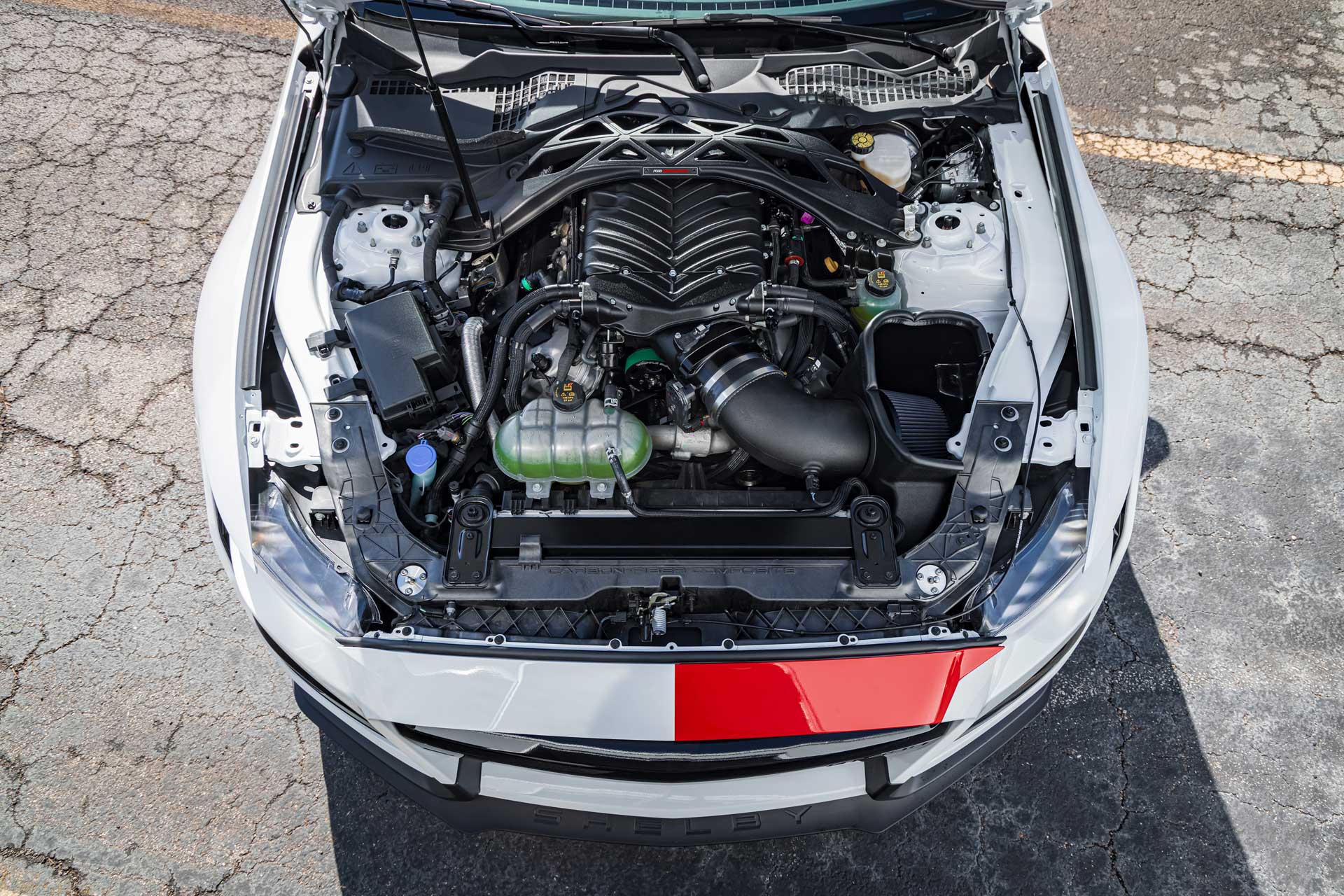Motore Cofano Ford Mustang Hennessey