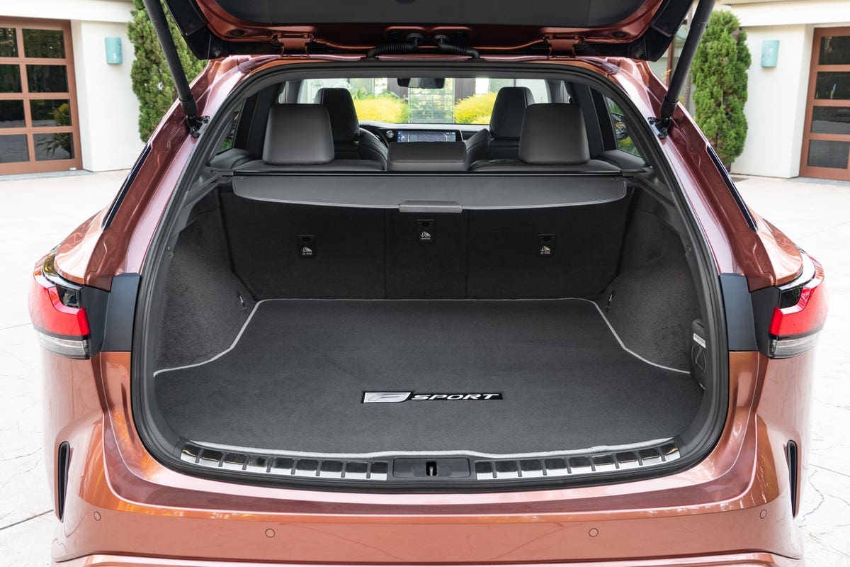 Lexus RX 2023