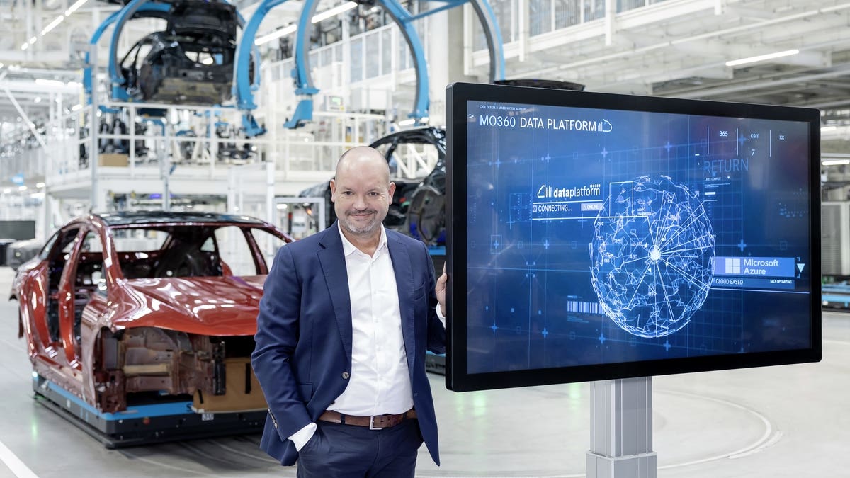 Mercedes partnership Microsoft