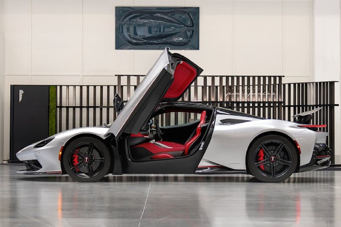 Pininfarina Battista laterale grigia
