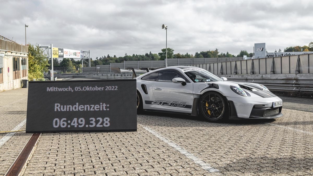 Porsche 911 GT3 RS 2023 record Nurburgring