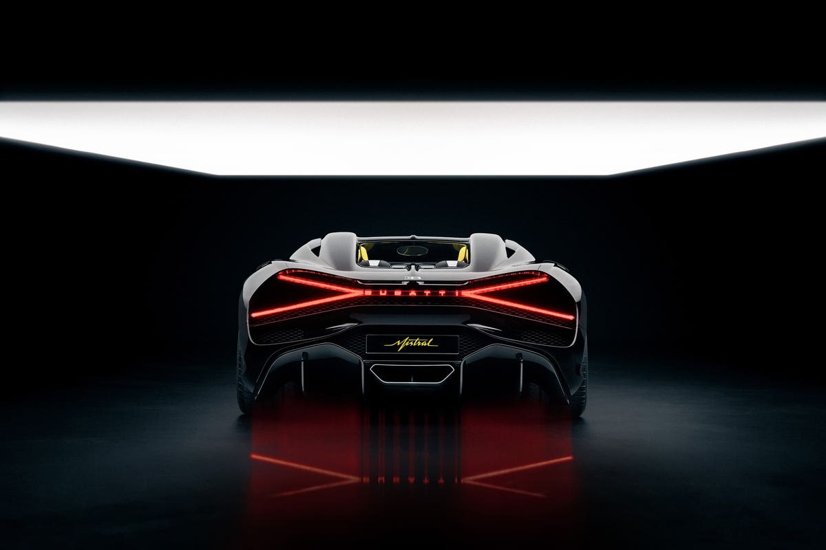 Bugatti W16 Mistral