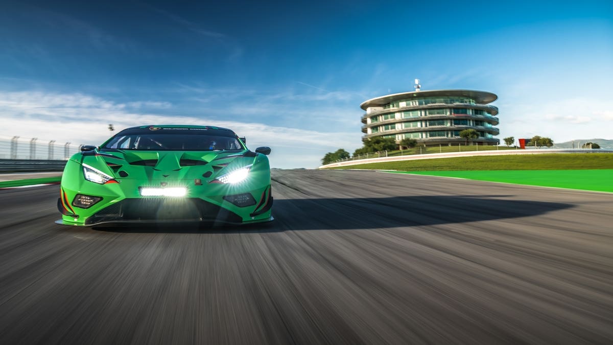 Lamborghini Iron Lynx partnership