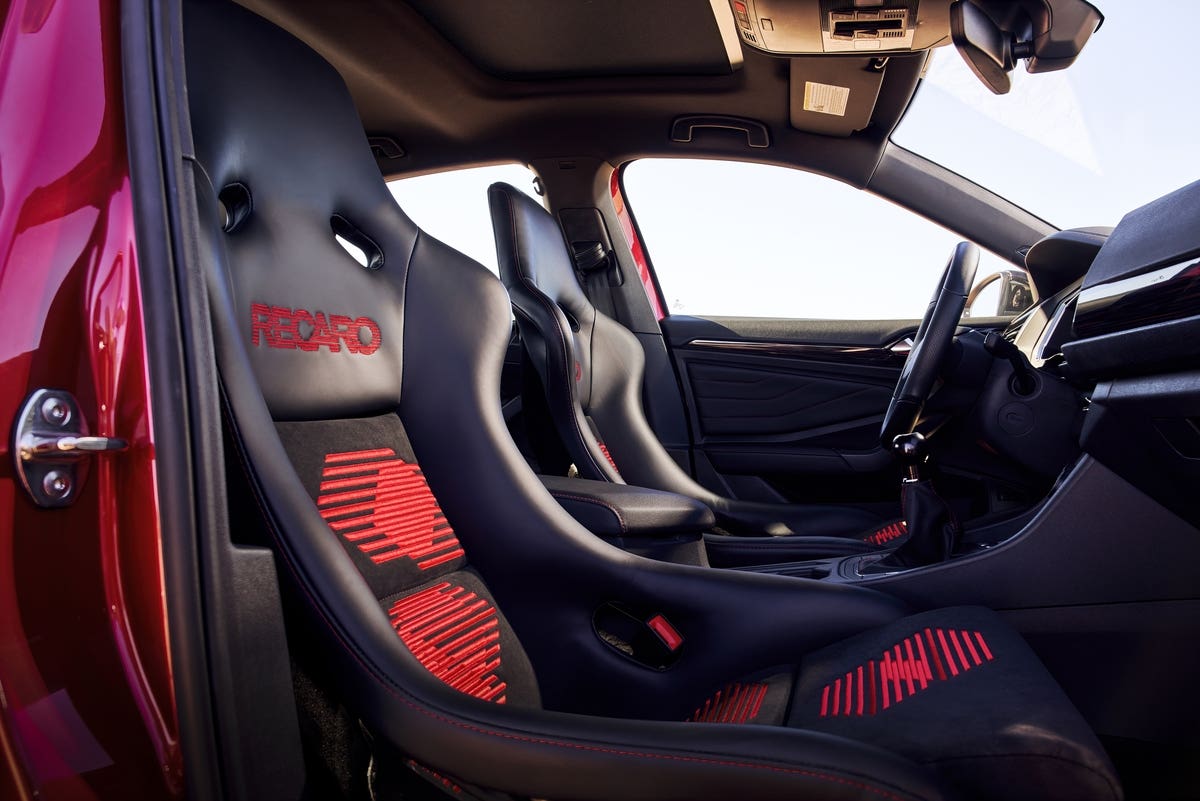Volkswagen Jetta GLI Performance concept