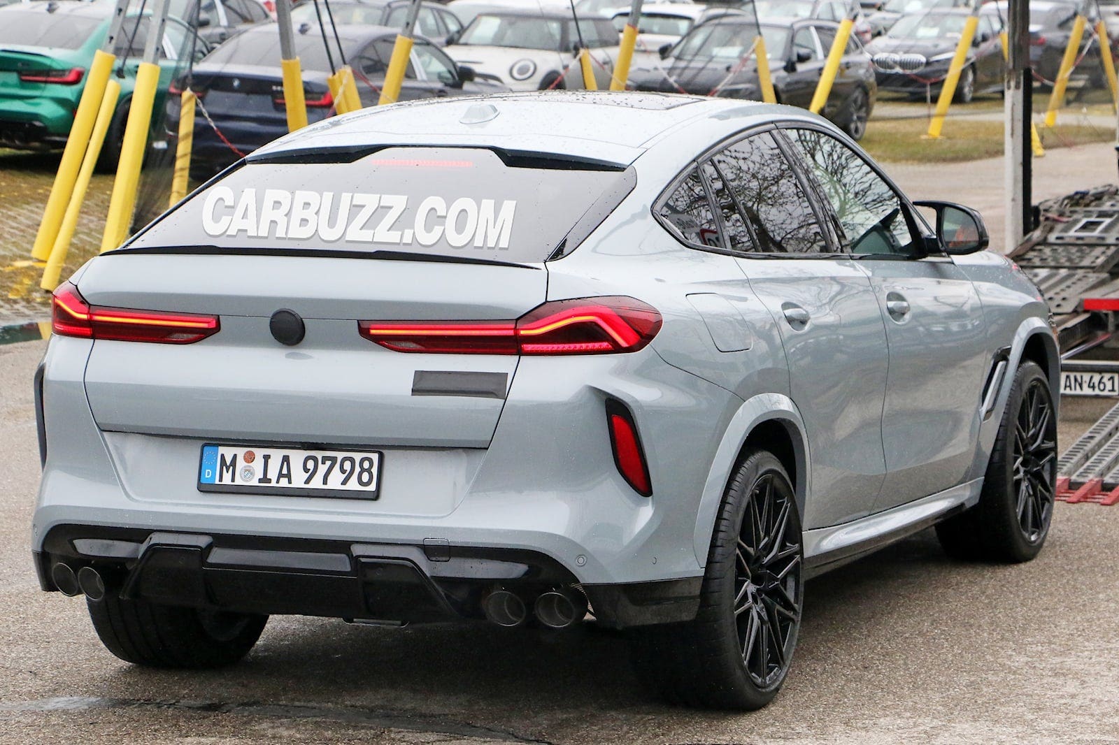 BMW X6 M bianca