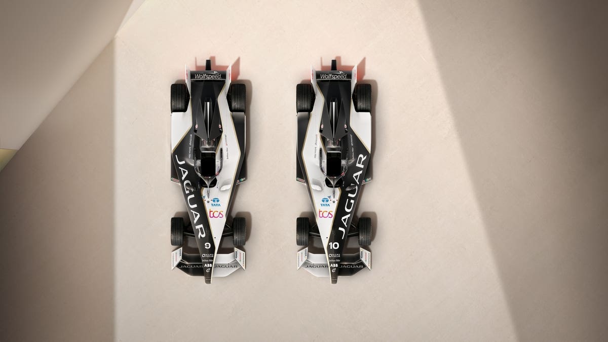 Jaguar I-Type 6