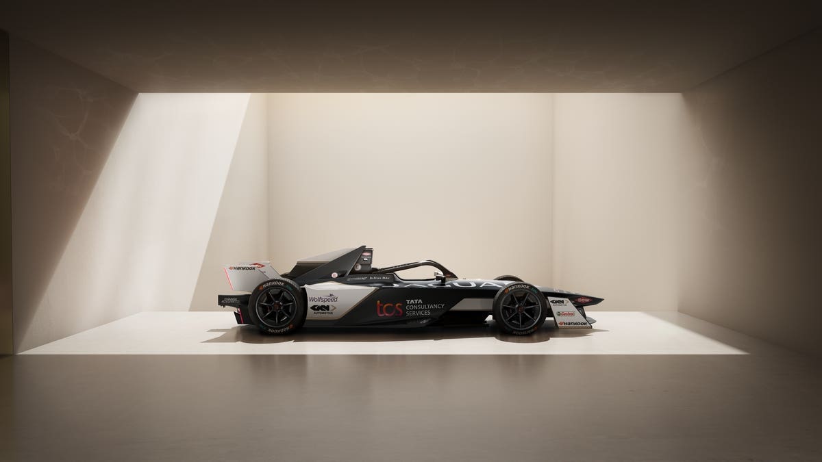 Jaguar I-Type 6