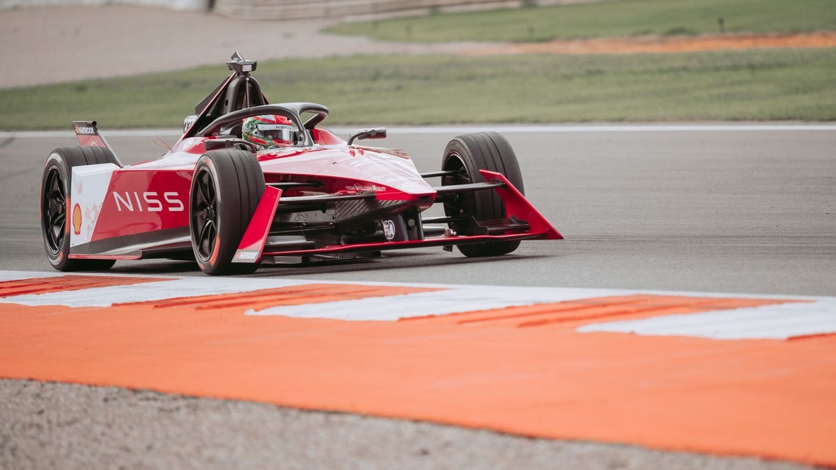 Nissan Formula E Team test pre-stagionali