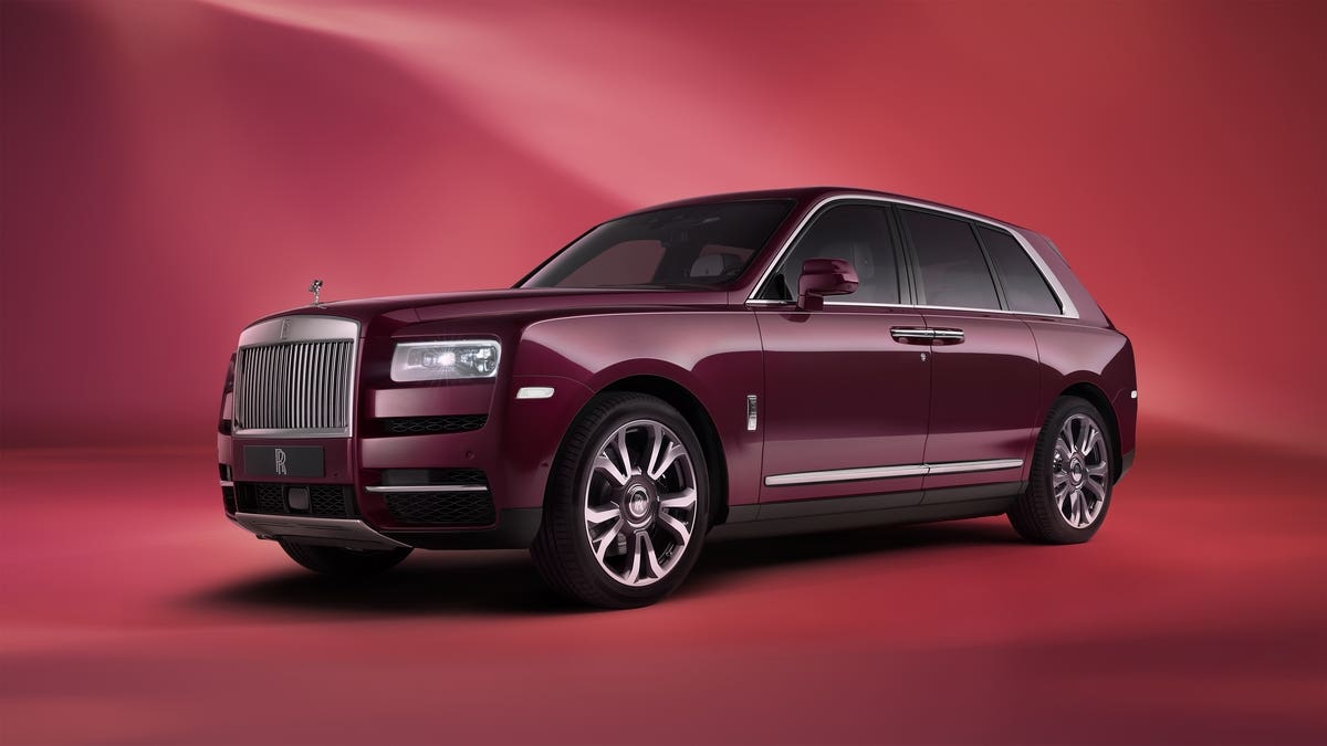 Rolls-Royce Cullinan Fu-Shion e Re-Belle