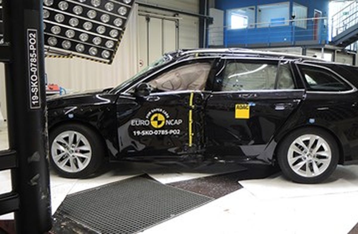 Skoda Octavia cinque stelle Euro NCAP