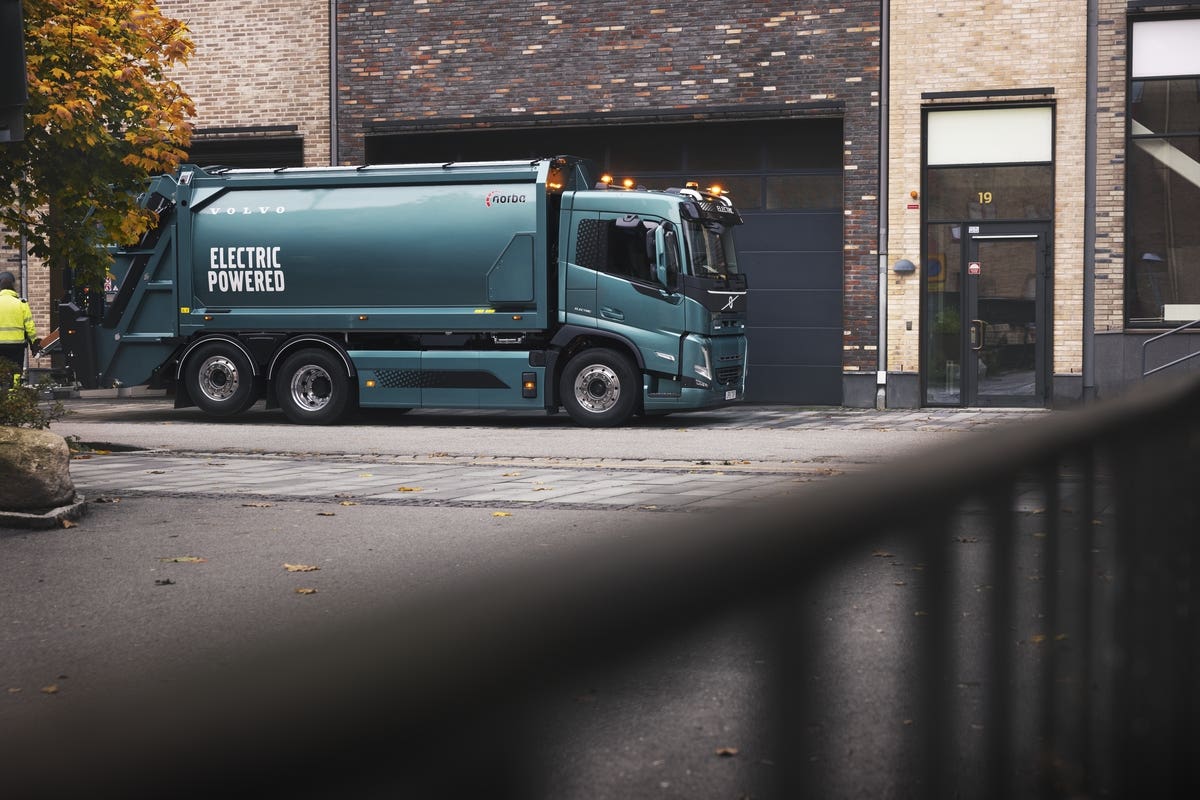 Volvo Trucks nuovi autocarri elettrici