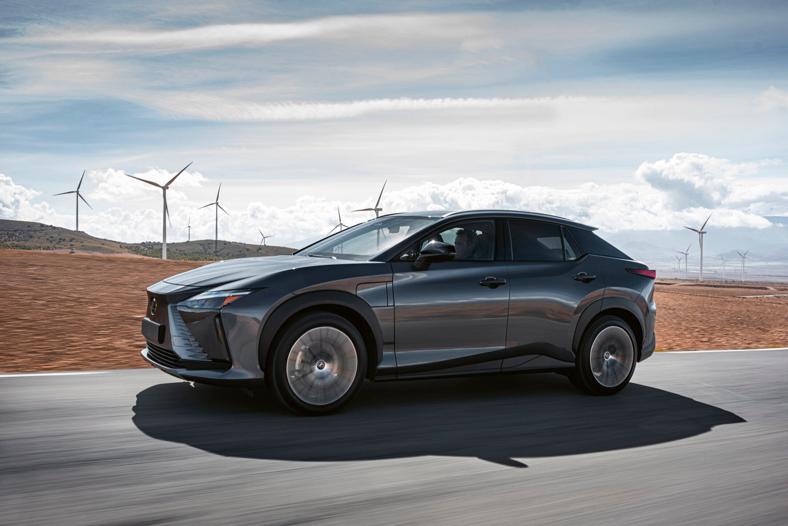 Lexus RZ 2023