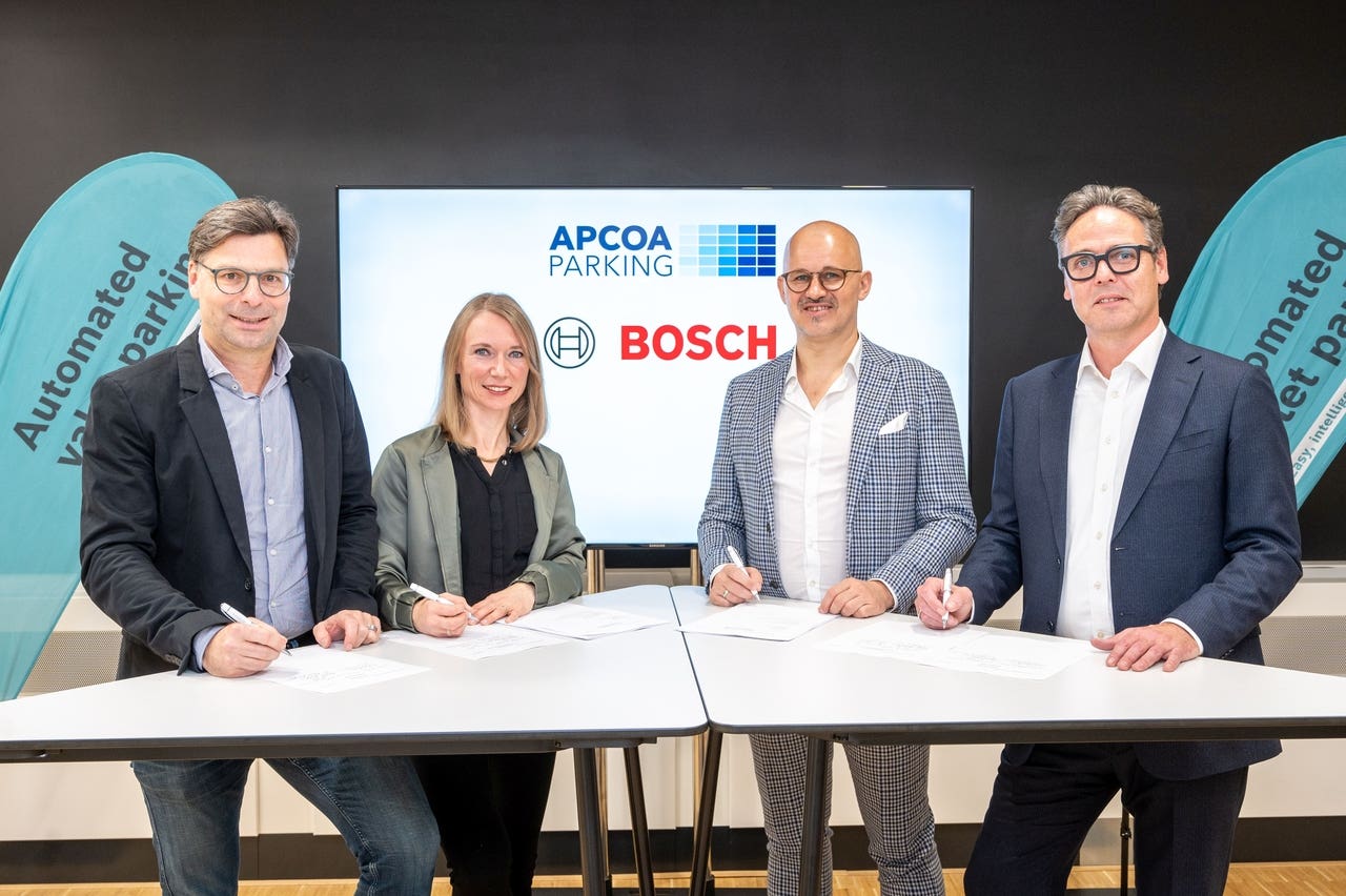 Bosch APCOA parcheggio guida autonoma