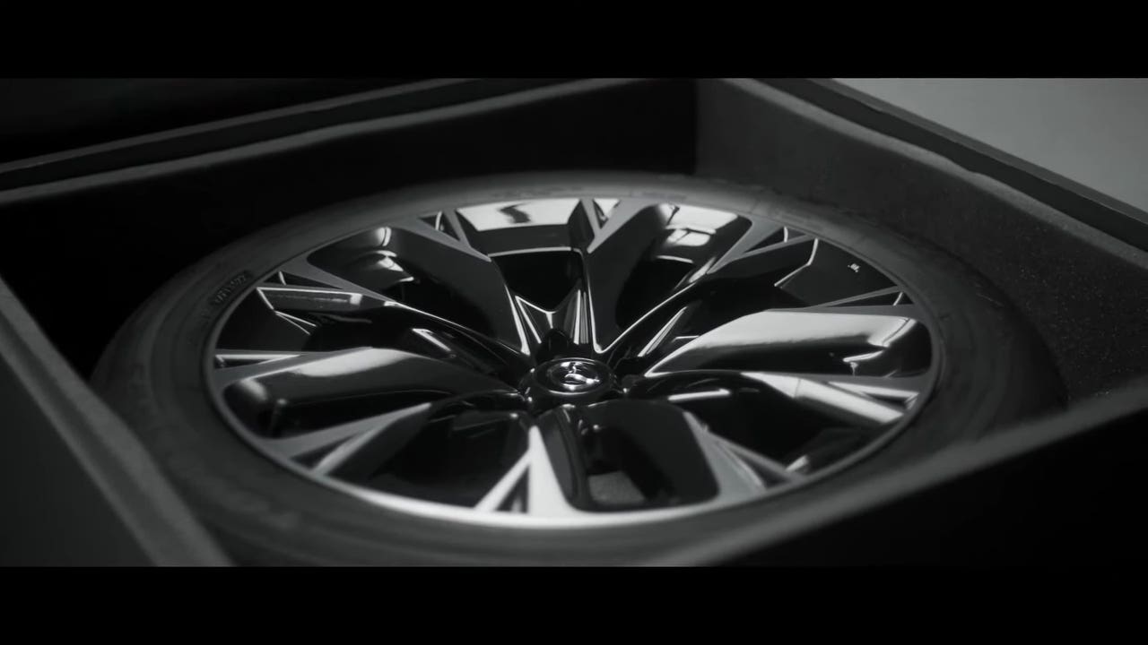 Mazda CX-90 2024 sound nuovo motore