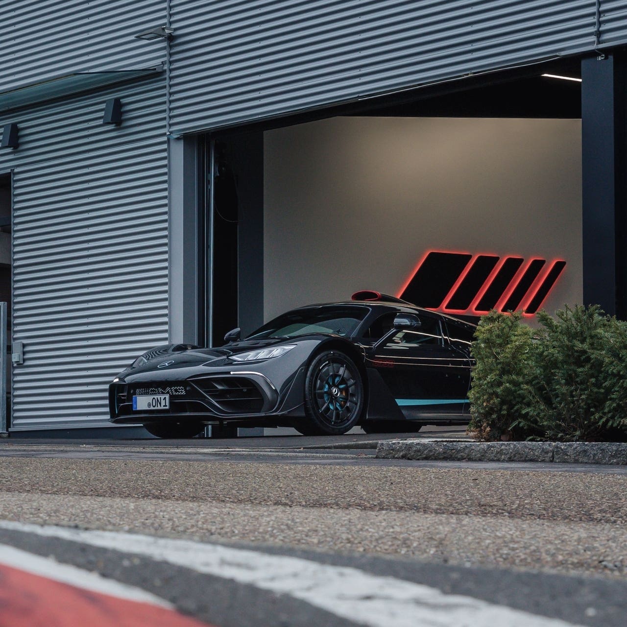 Mercedes-AMG One primo esemplareMercedes-AMG One primo esemplare