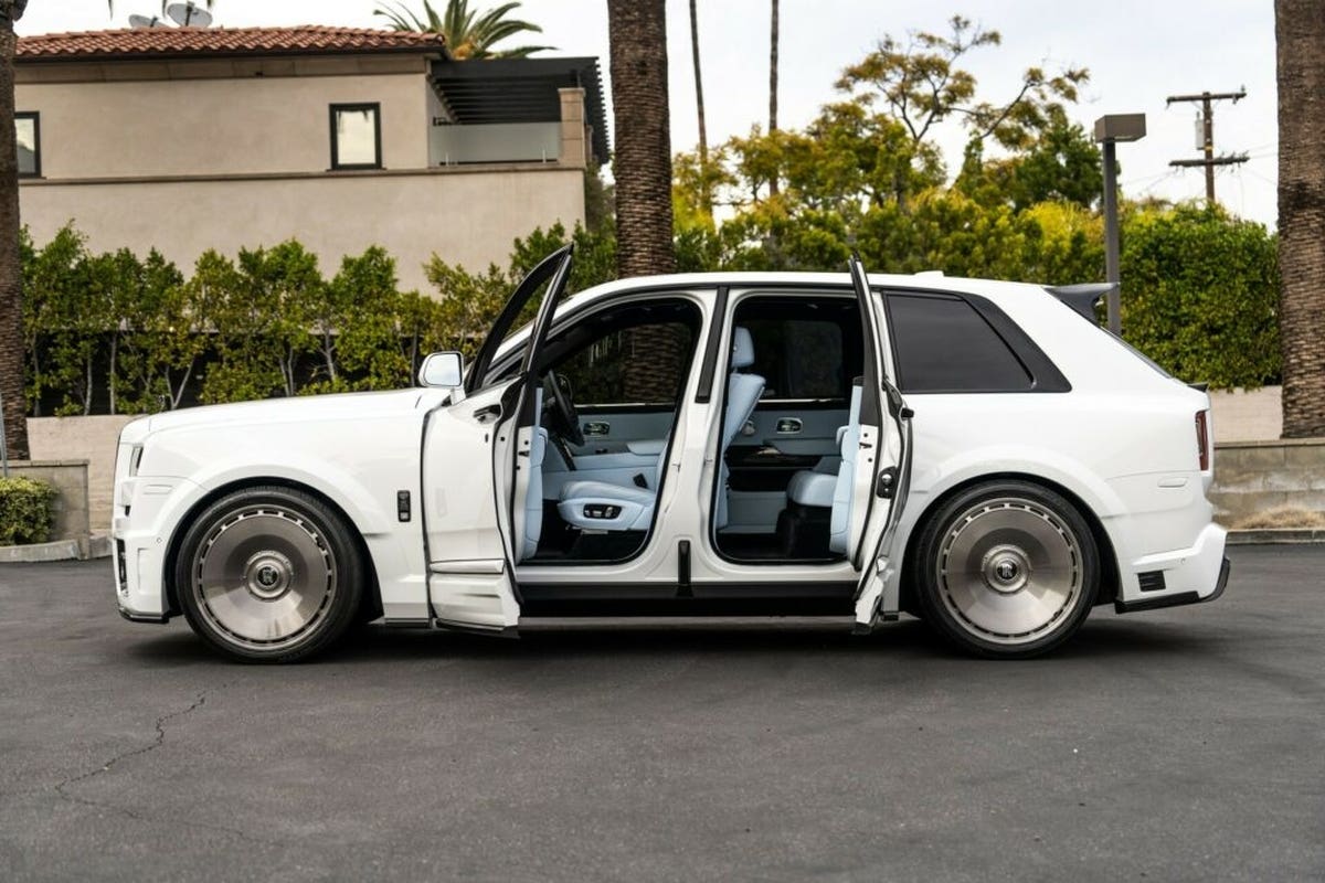 Rolls-Royce Cullinan Black Badge modificato