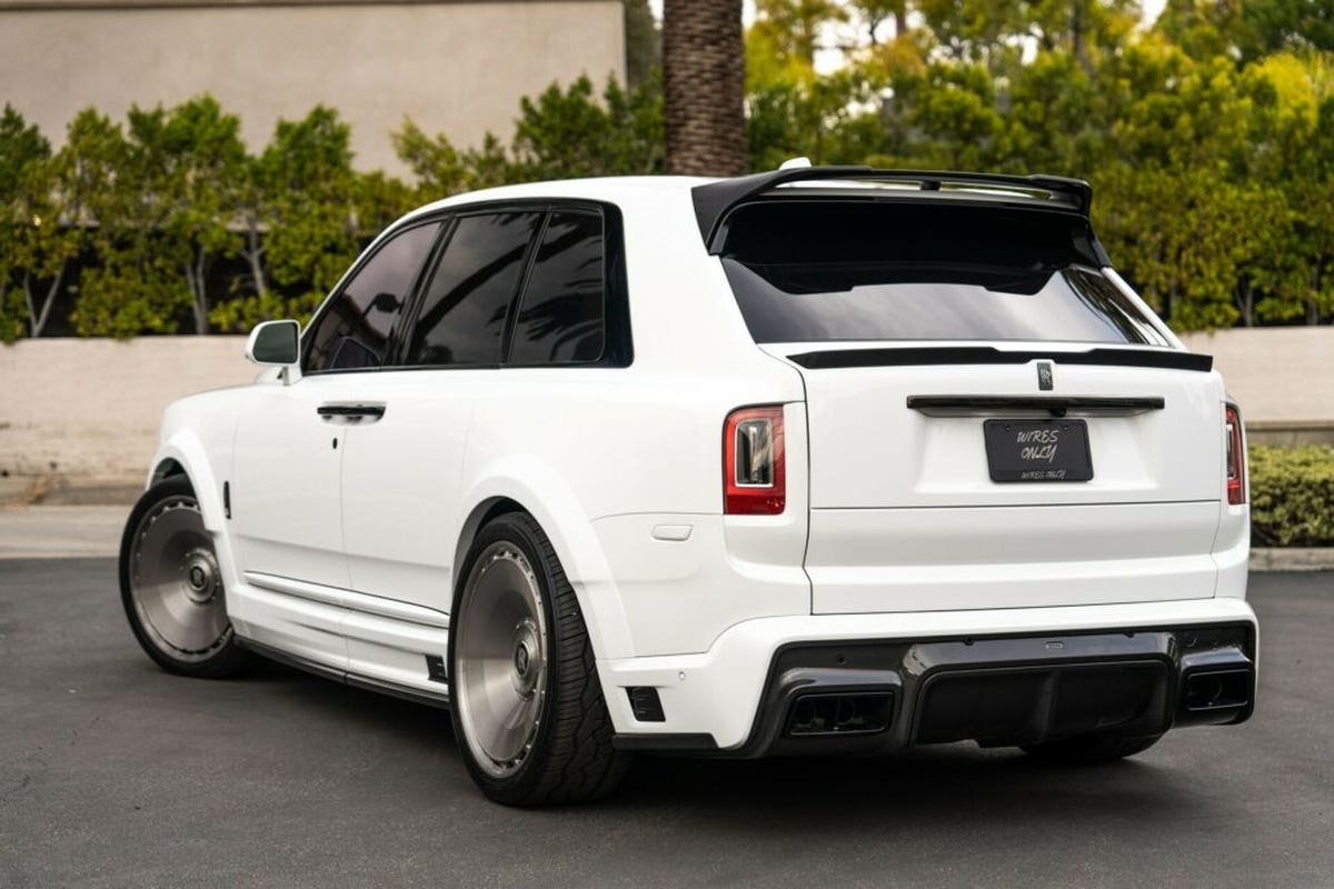 Rolls-Royce Cullinan Black Badge modificato