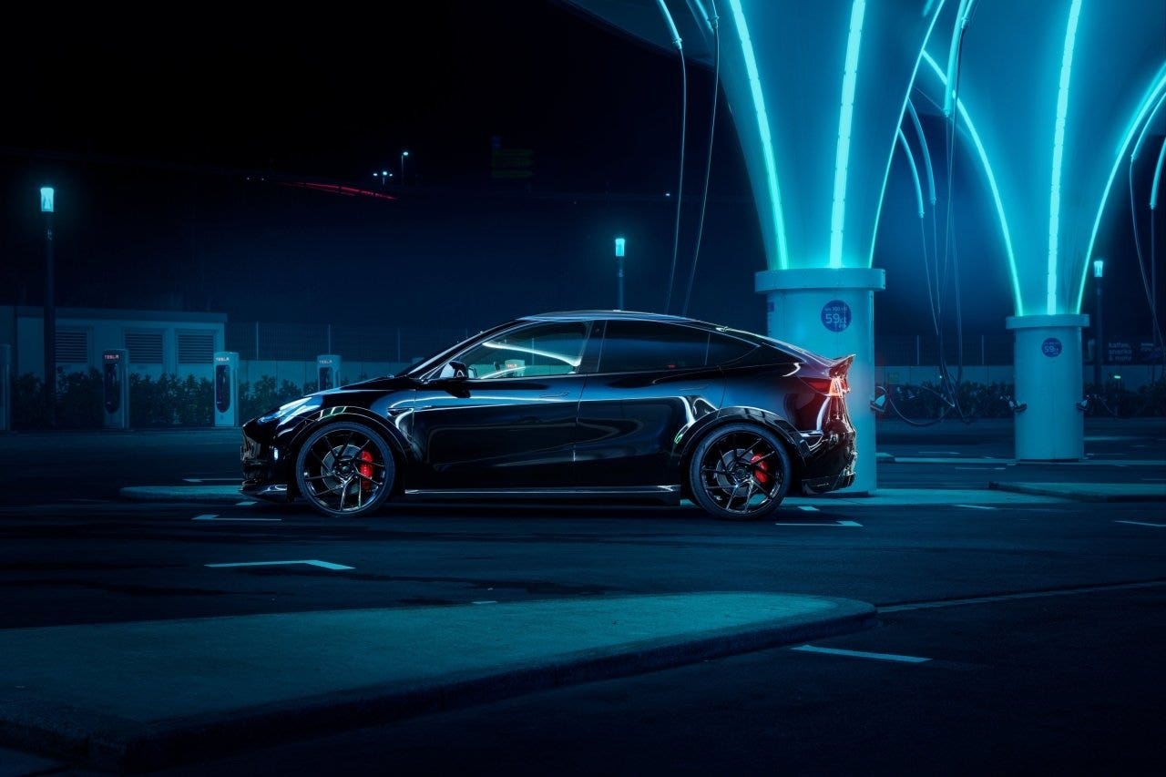 Tesla Model Y by Novitec profilo laterale