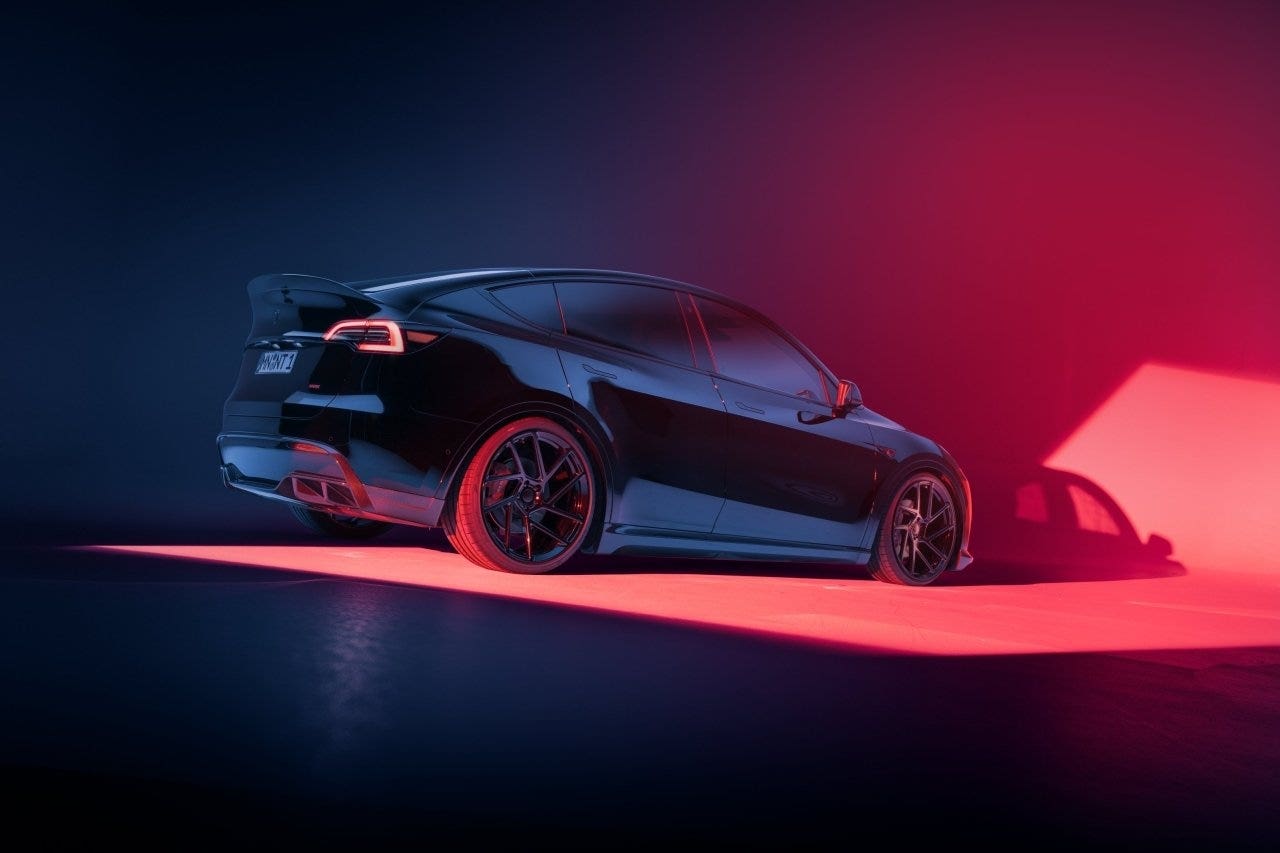 Tesla Model Y by Novitec profilo laterale